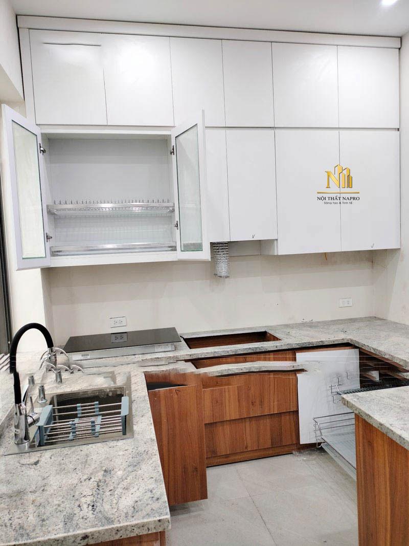 Bếp hiện đại đơn giản, tối ưu công năng