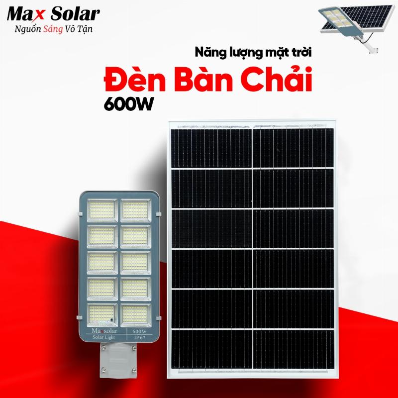 Các loại đèn trang trí ngoài trời phổ biến với nhiều kiểu dáng đa dạng cho sân vườn, ban công và lối đi