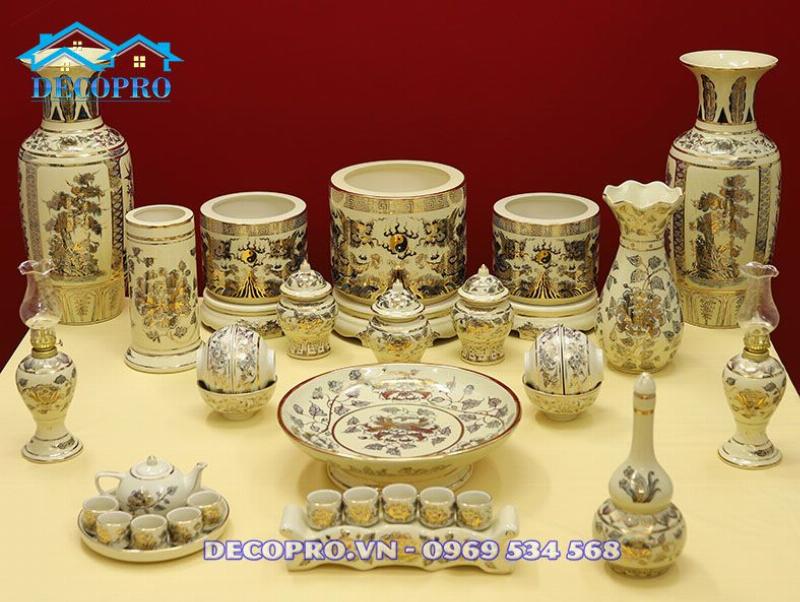 Bộ đồ thờ gia tiên đầy đủ các món cơ bản trên bàn thờ