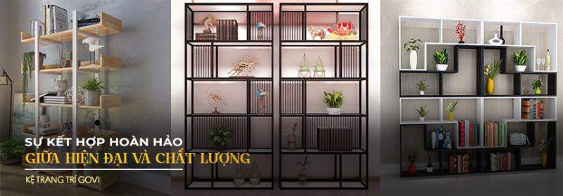 Chọn kệ trang trí phòng khách hiện đại phù hợp với diện tích và phong cách nội thất.