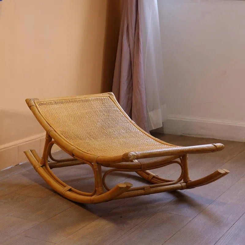 Ghế bập bênh trong không gian thư giãn lý tưởng