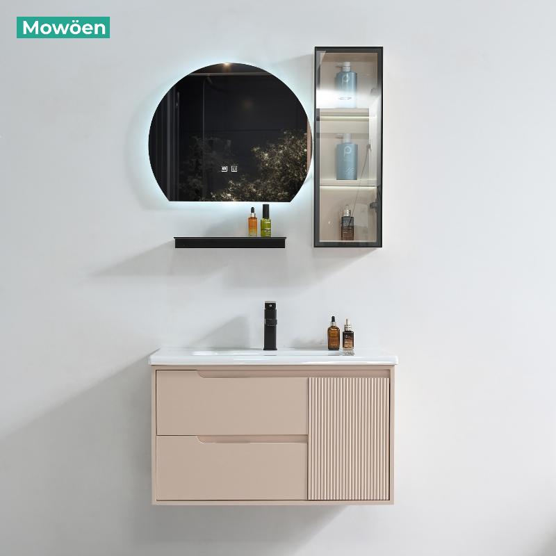 Kệ inox nhà tắm giúp không gian trở nên gọn gàng và ngăn nắp hơn, với thiết kế hiện đại và bền bỉ trong môi trường ẩm ướt.