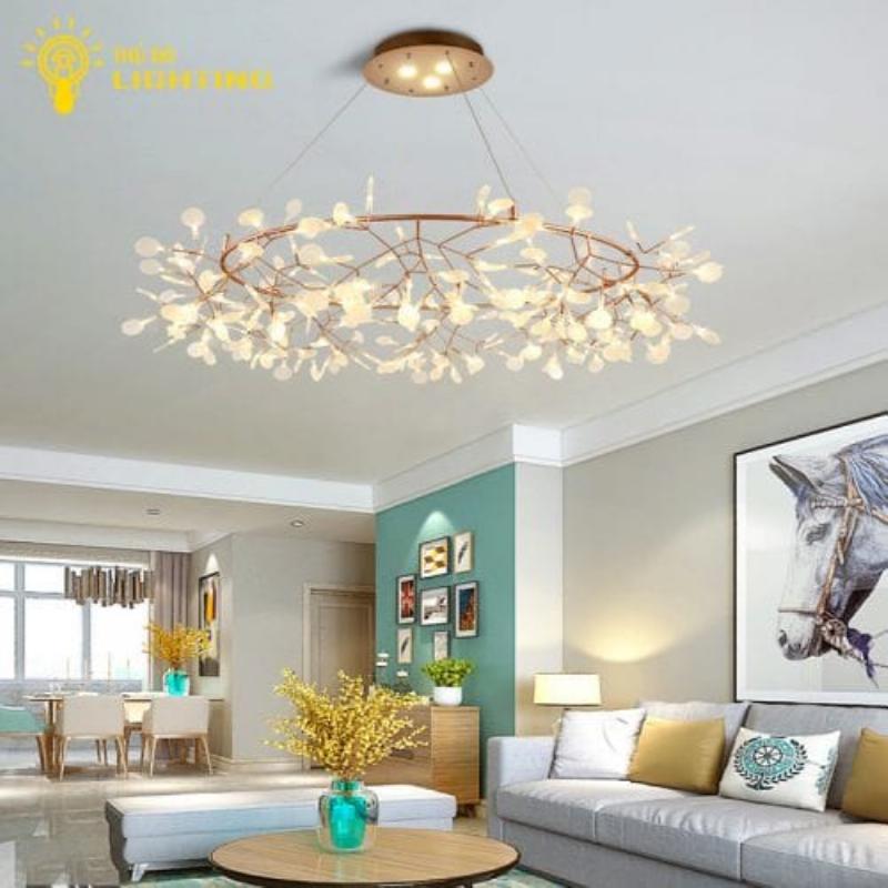 Mẫu đèn trần phòng khách đẹp và sang trọng với thiết kế độc đáo
