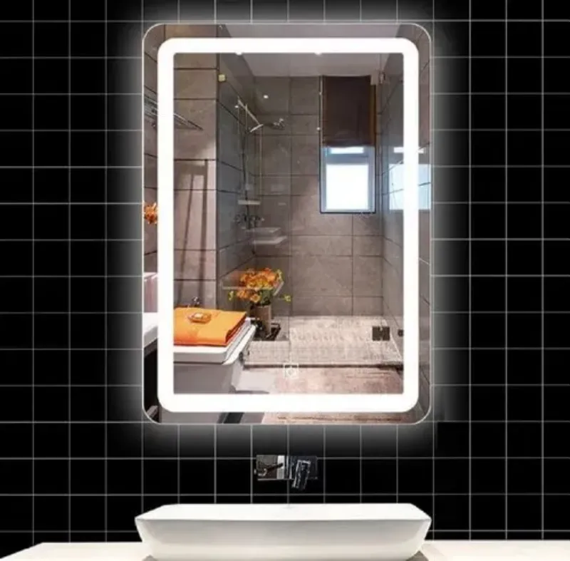 Gương khung gỗ hình oval với thiết kế tối giản trong phòng tắm phong cách Scandinavia, tạo không gian thư giãn