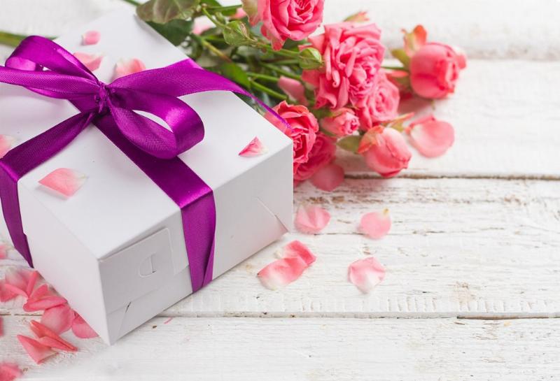 Những lời chúc sinh nhật sếp nữ ý nghĩa và chân thành, thể hiện sự trân trọng và biết ơn đối với người lãnh đạo nữ