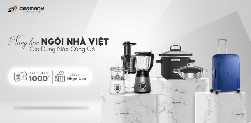Người phụ nữ đang vệ sinh thảm lông trải sàn phòng ngủ bằng máy hút bụi