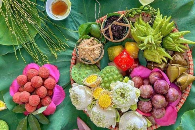 Mẹo nhỏ giúp duy trì bàn thờ gia tiên đẹp và trang nghiêm, giữ không khí ấm cúng cho gia đình
