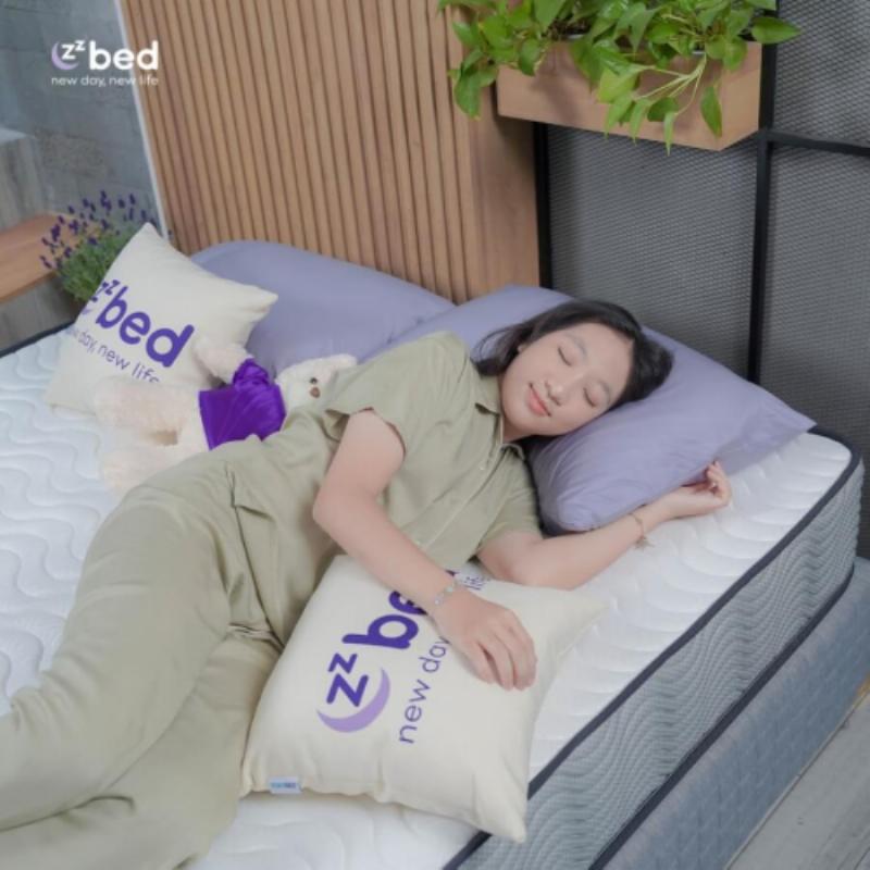 Phòng ngủ với tone màu pastel dịu nhẹ, tạo không gian thư giãn và ấm cúng, tối ưu cho giấc ngủ ngon