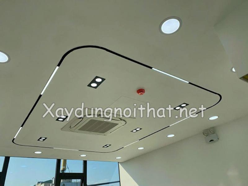 Quá trình thi công trần thạch cao giật cấp đơn giản trong một căn hộ hiện đại