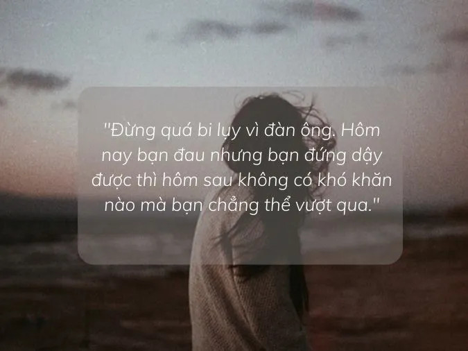 Không gian phòng khách với ánh sáng tự nhiên và nội thất gỗ ấm cúng, mang lại cảm giác thư thái