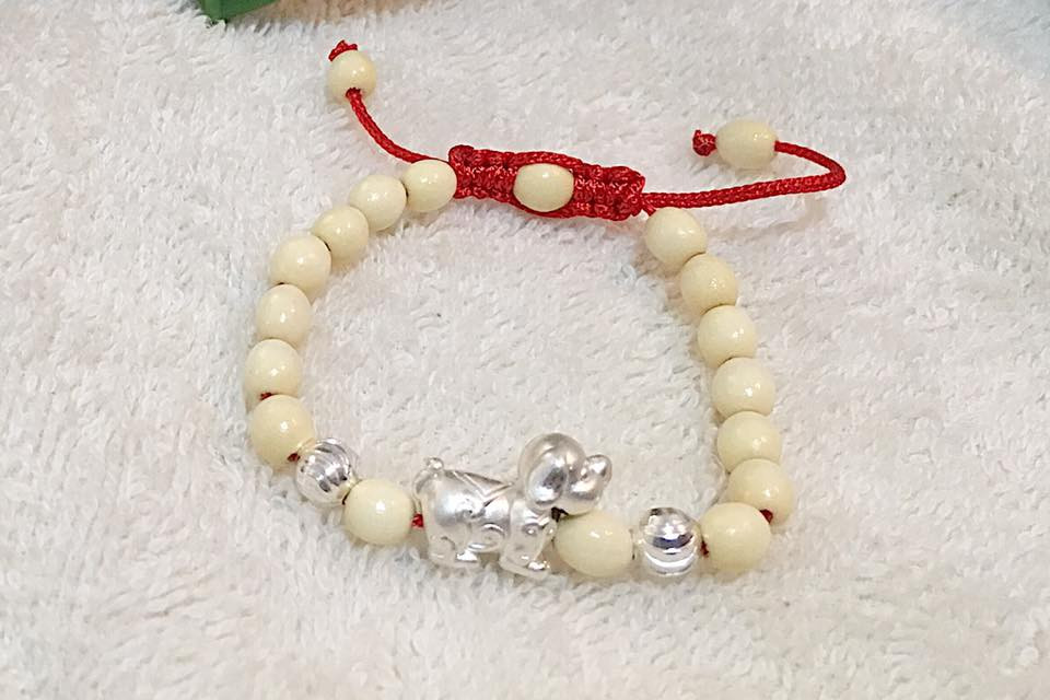 Sơ chế và tạo hạt dâu tằm