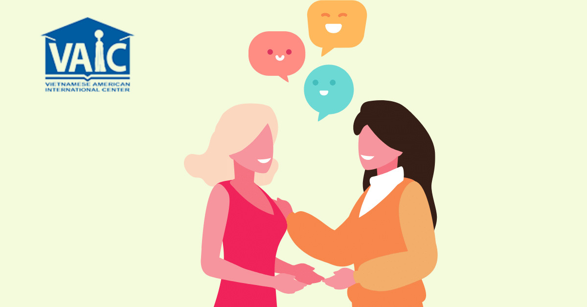 Nhóm bạn bè nâng ly chúc mừng kỷ niệm tình yêu của cặp đôi