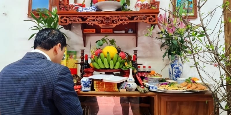 Bài cúng rằm tháng giêng thực hiện trong nhà
