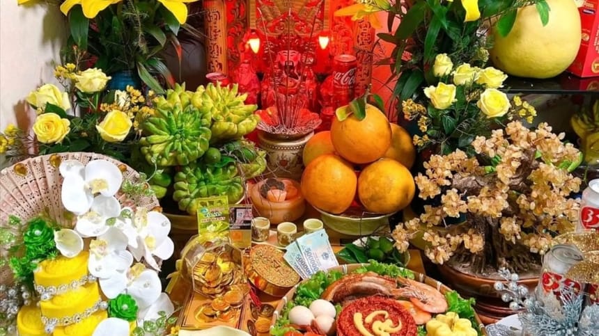 Bàn thờ Thần Tài - Thổ Địa trong không gian gia đình hiện đại