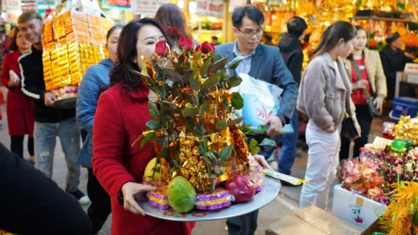 Cần chuẩn bị gì khi đi lễ tại đền Phủ?