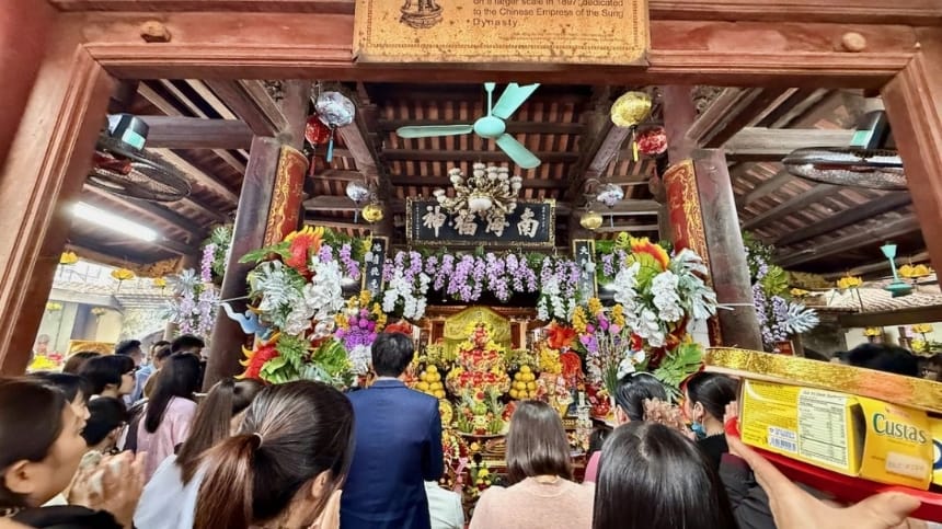 Đôi nét về đền Mẫu Hưng Yên