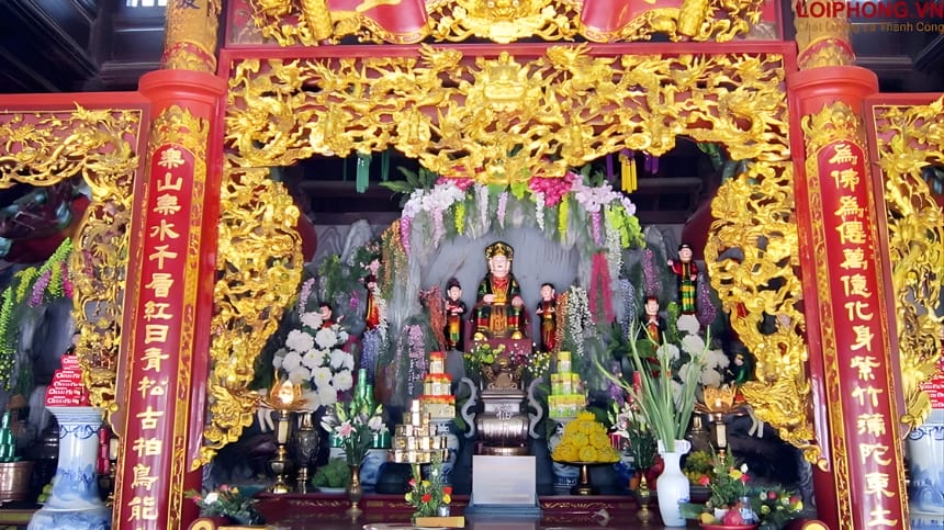 Mẫu văn khấn Ban Mẫu