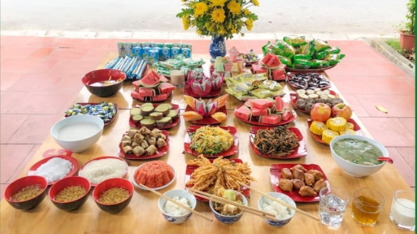 Nghi thức cúng thí thực cô hồn diễn ra như thế nào?