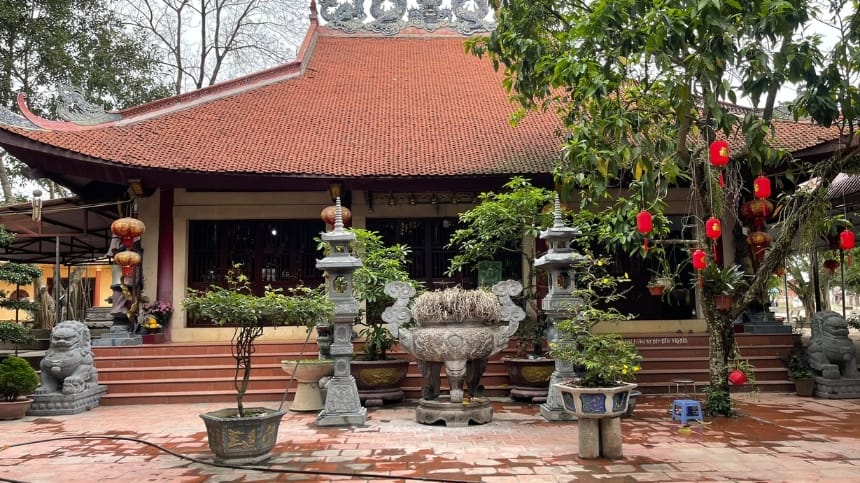 Những lưu ý quan trọng khi làm lễ tại đền Cô Bé Chí Mìu