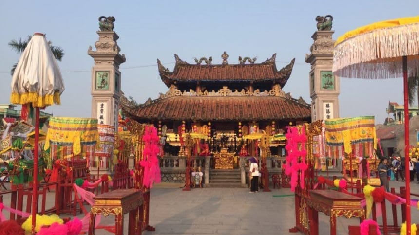 Nội dung văn khấn đền Phủ ngắn gọn