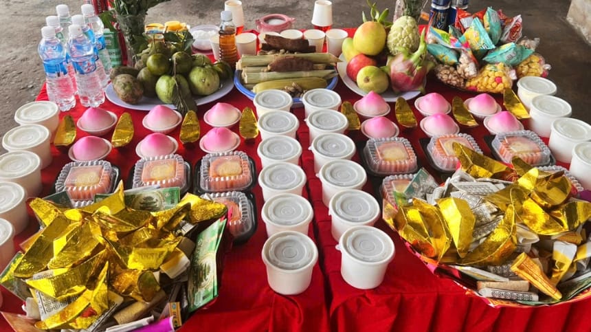Tìm hiểu nghi lễ cúng thí thực là gì?