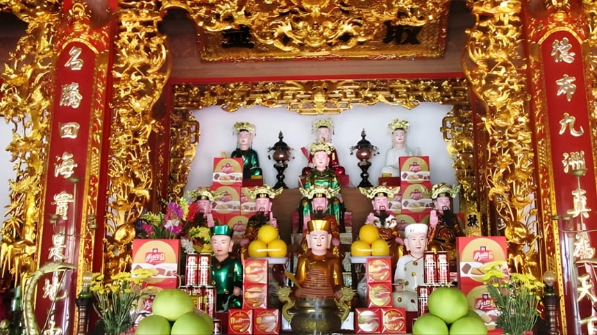 Tổng hợp bài Văn khấn đền Mẫu chi tiết, đầy đủ thành ý