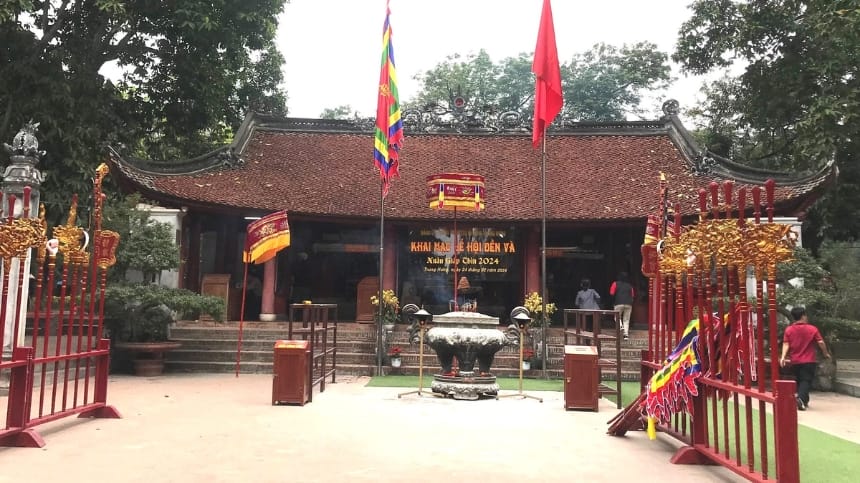 Tổng hợp mẫu văn khấn đền Và Sơn Tây