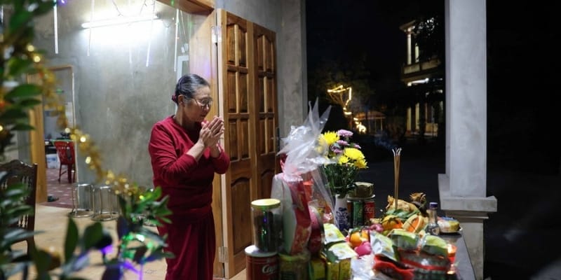 Văn khấn rằm tháng 7 gia tiên