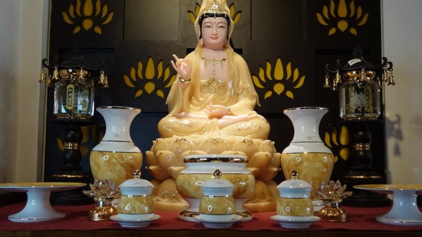 Ý nghĩa của việc khấn Mẹ Quan Âm ngày mùng 1