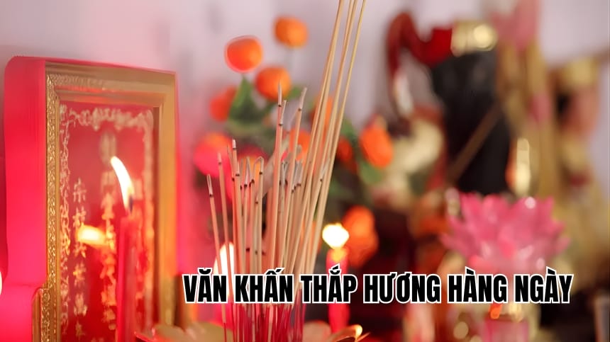 Văn khấn thắp hương hàng ngày giúp gia đạo an yên