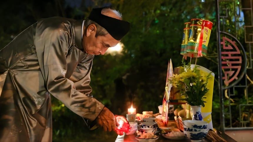 Bài văn khấn giao thừa ngoài trời