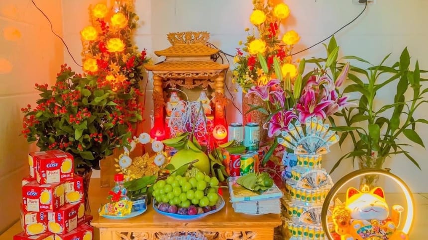 Bày lễ, thắp hương xin phép