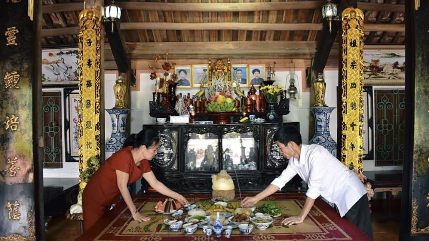 Bố mẹ có cúng giỗ con được không?