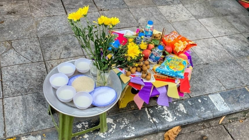 Lễ vật cơ bản dành cho cô hồn
