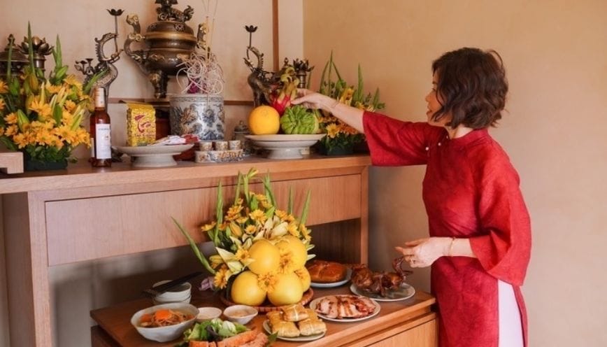 Mâm ngũ quả trong lễ cúng ông Công ông Táo