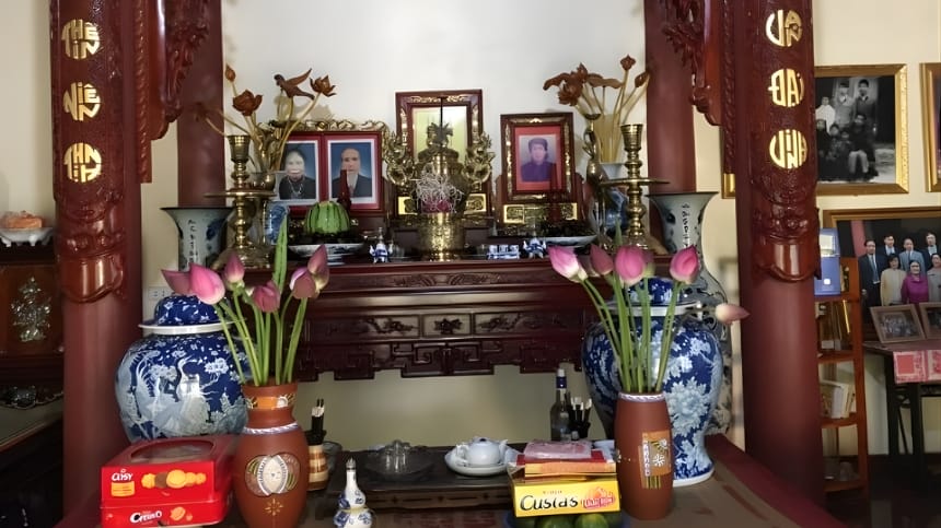 Mẫu văn khấn gia tiên mùng 1 đúng phong tục Việt