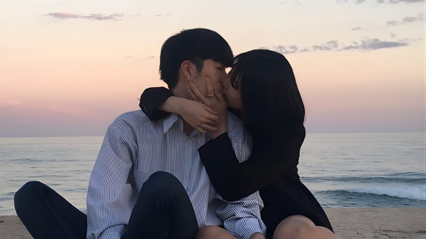 Mơ thấy hôn người yêu cũ khi có tình mới