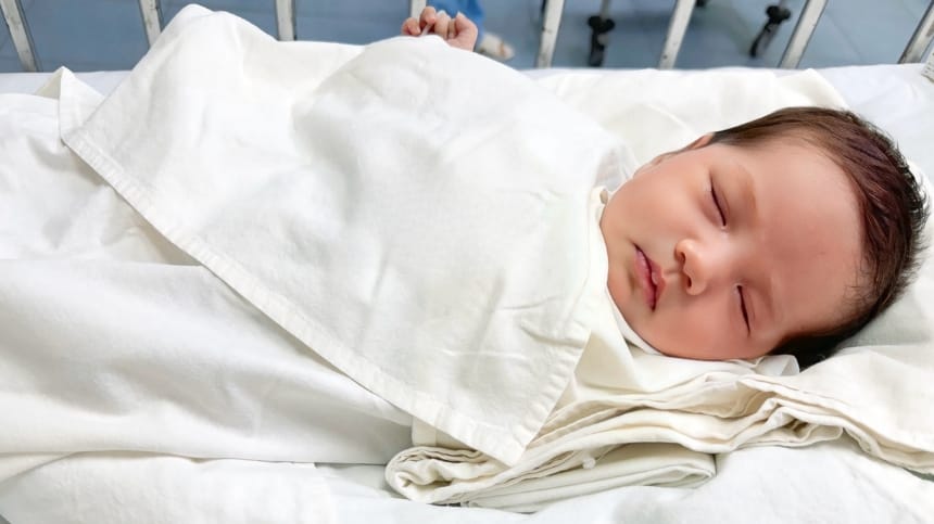 Mộng thấy sinh con gái nhưng không rõ cha của em bé