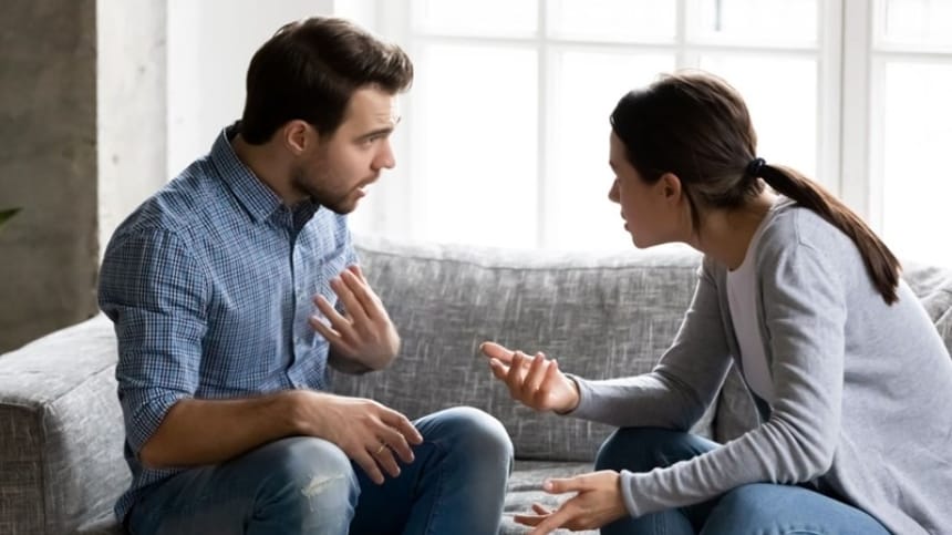Thấy crush và người yêu cãi nhau hoặc sắp chia tay