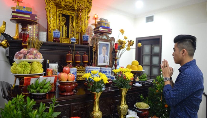 Tổng hợp những điều cần tránh khi muốn cầu ông bà nâng đỡ công việc