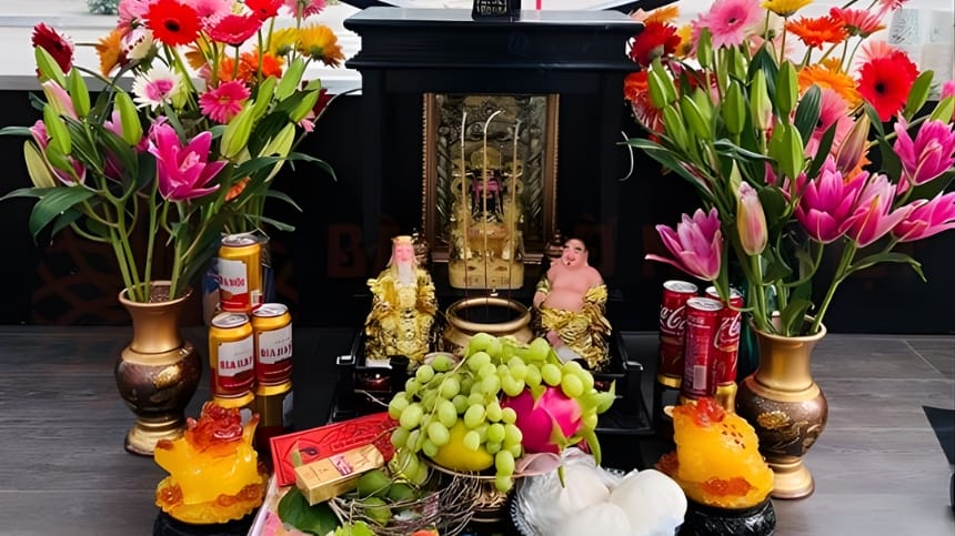 Ý nghĩa thắp hương Thần Tài rằm tháng 8