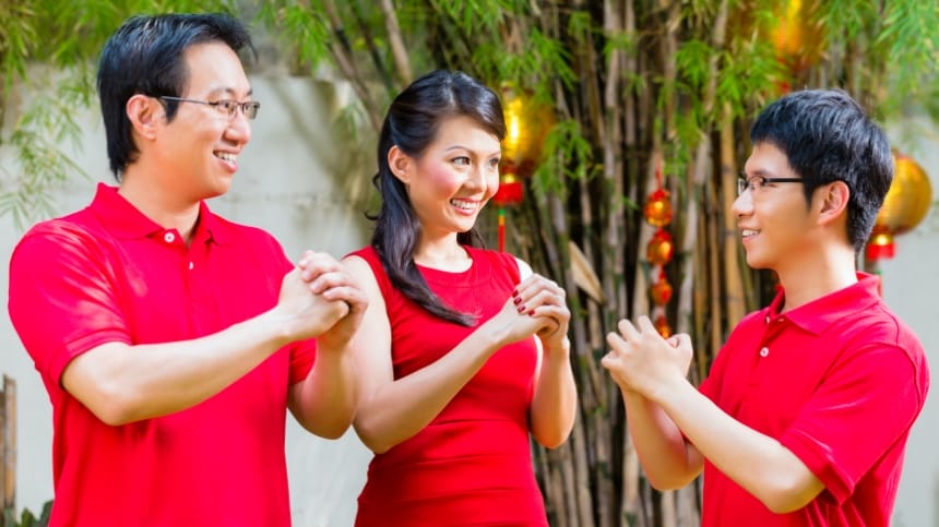 Đừng bỏ qua “tín hiệu vận” và hoàn cảnh người xông nhà