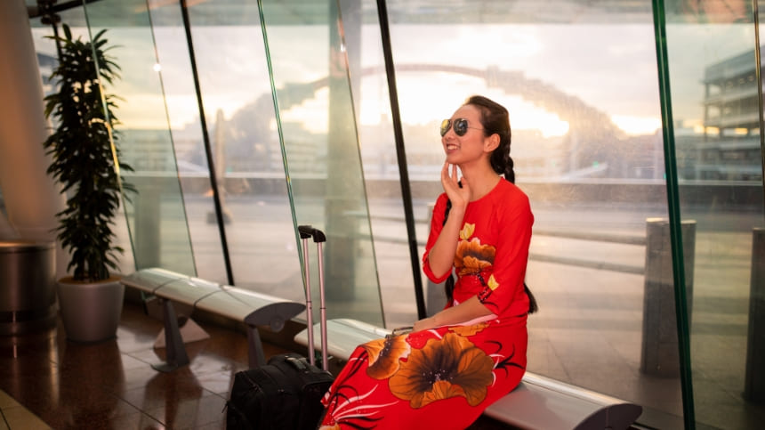 Chọn trang phục, phụ kiện để nổi bật nhưng không chói