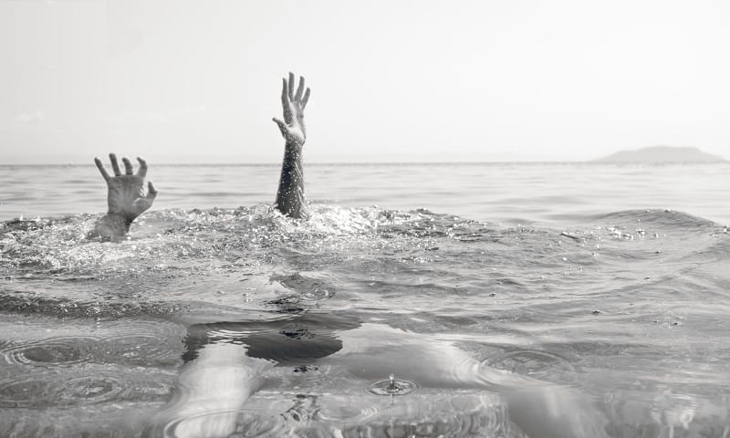 Nằm mơ thấy người chết đuối
