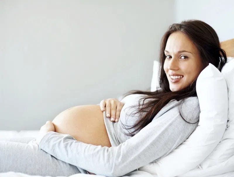Người khác mơ thấy mình có bầu là điềm gì