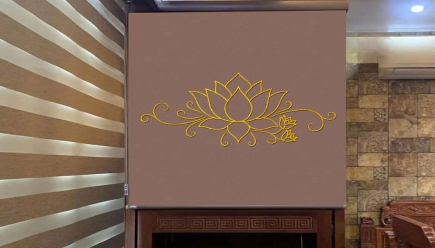 Thiết kế khu vực thờ cúng trong nhà phố sử dụng lam gỗ