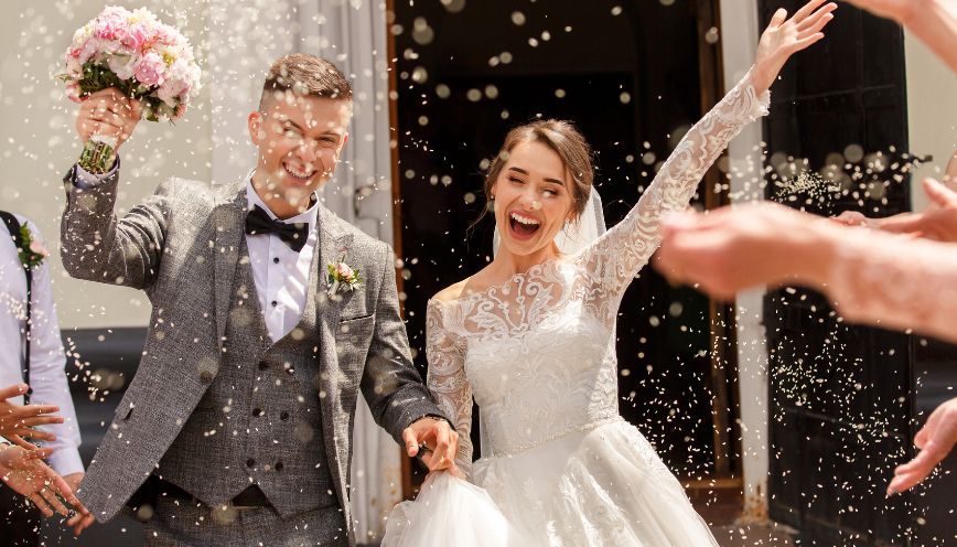 STT đăng ảnh cưới hay, ngọt ngào, hài hước và ý nghĩa