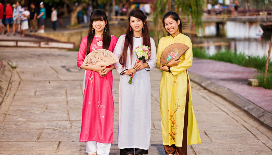 STT hay khi đăng ảnh áo dài ý nghĩa, duyên dáng