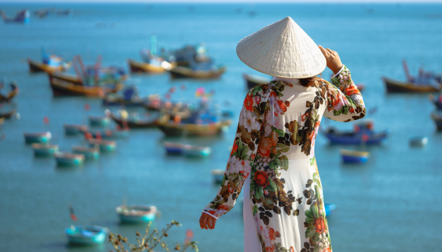 STT đăng ảnh áo dài theo màu sắc và hoàn cảnh