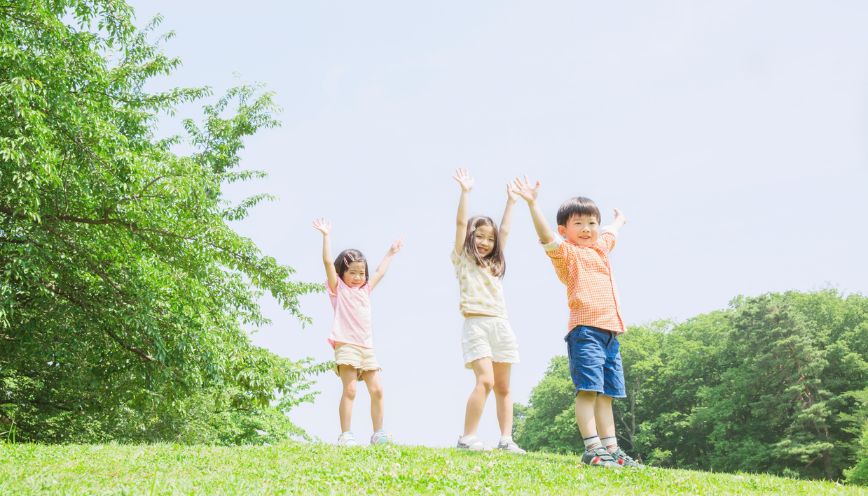 Caption hài hước đăng ảnh con yêu dành cho bố mẹ